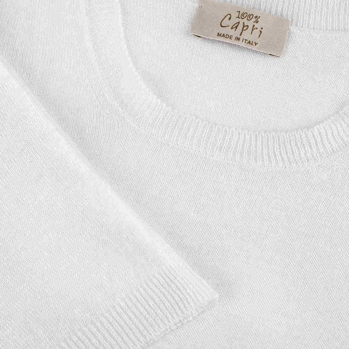 T-Shirt M/C 100% Capri white linen t-shirt detail T-Shirt M/C 100% Capri white linen t-shirt detail