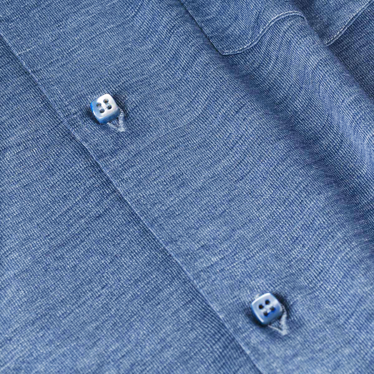 Camicia Short Sleeve 100% Capri jeans linen shirt detail Camicia Short Sleeve 100% Capri jeans linen shirt detail