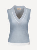 Top St Barth 100 Capri Jeans and White linen top front Top St Barth 100 Capri Jeans and White linen top front