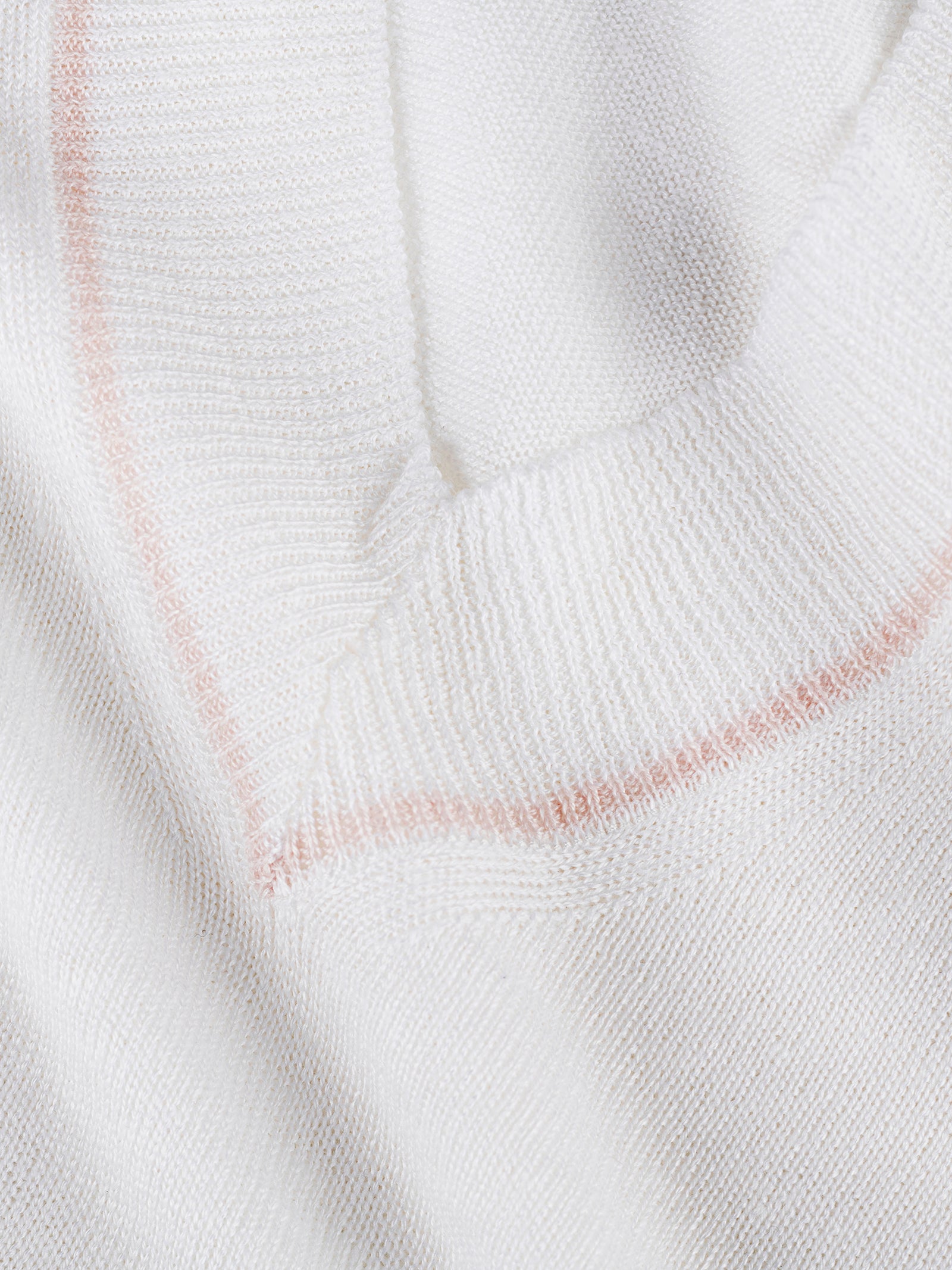 Top Portofino 100% Capri white and pink linen top detail